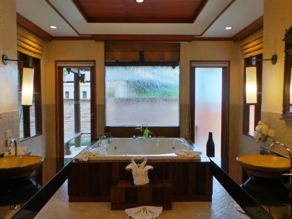 Mukdara Beach Villa & Spa Resort : photo 8 de la chambre villa lune de miel avec piscine