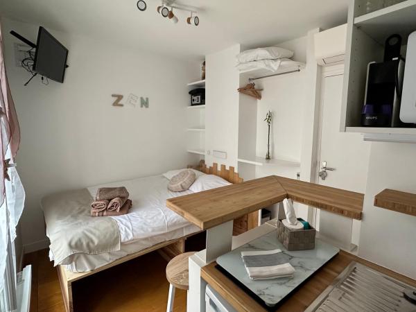 Beatrice et Emmanuel Meublé Eiffel : photo 8 de la chambre studio standard