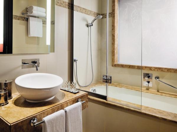 Avani Deira Dubai Hotel : photo 4 de la chambre chambre exécutive avani