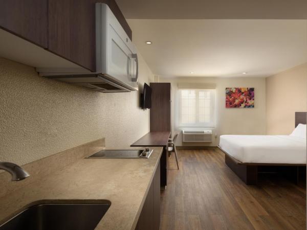 Extended Suites Queretaro Juriquilla : photo 3 de la chambre suite