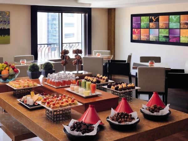 Avani Deira Dubai Hotel : photo 5 de la chambre chambre exécutive avani