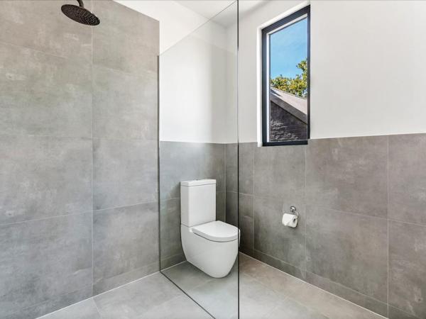 Terminus Hotel Pyrmont : photo 6 de la chambre chambre double avec salle de bains commune