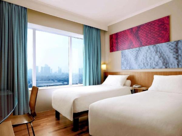 Hotel KIMAYA Slipi Jakarta By HARRIS : photo 4 de la chambre chambre standard lit queen-size