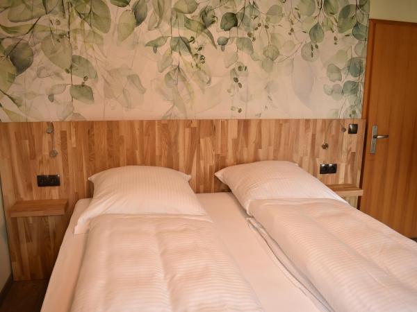 Der Höfener Garten : photo 4 de la chambre chambre double