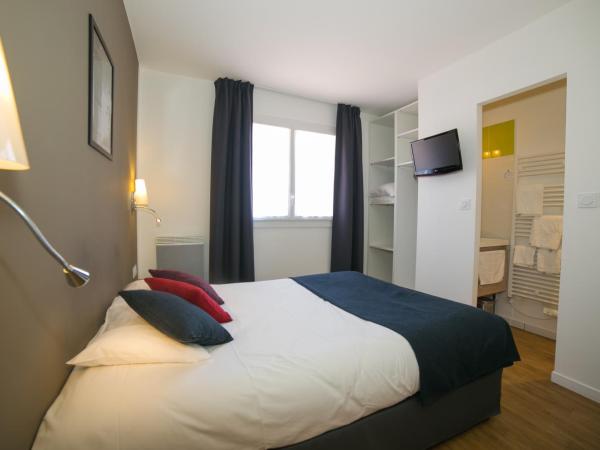 La Villa en L'île - 2 Piscines & Spa : photo 3 de la chambre chambre double standard - vue sur rue