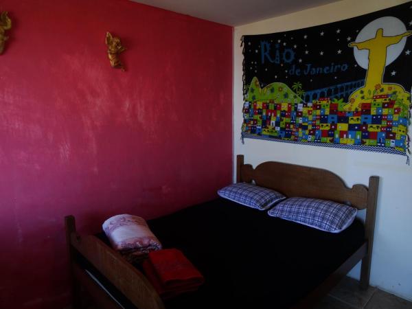 Pousada Favelinha : photo 5 de la chambre chambre lit queen-size avec balcon