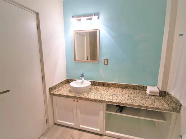 Bartolome Oceanfront Suites : photo 7 de la chambre suite