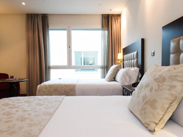 Hotel Crowne Plaza Madrid Airport : photo 3 de la chambre chambre lits jumeaux exécutive
