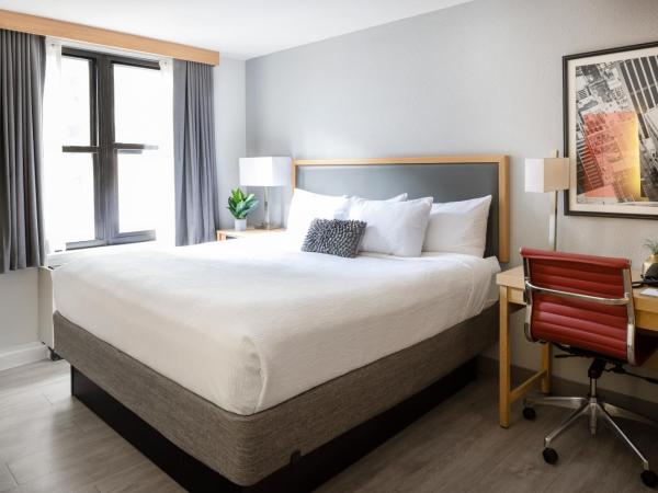 Hotel Saint Clair - Magnificent Mile : photo 3 de la chambre chambre lit king-size supérieure