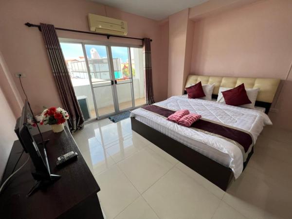 OYO 75414 KJS Pattaya​ : photo 1 de la chambre chambre double deluxe
