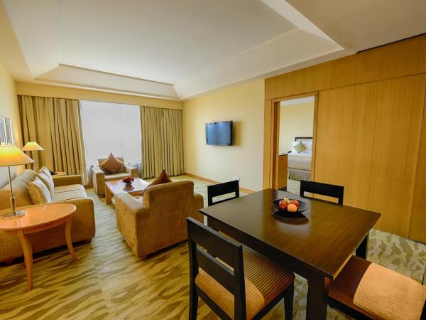 The Grand New Delhi : photo 3 de la chambre 1 bhk apartment, 15% discount on food & non-alcoholic beverages, 20% discount on spa & laundry, 2 pc laundry per person / per day
