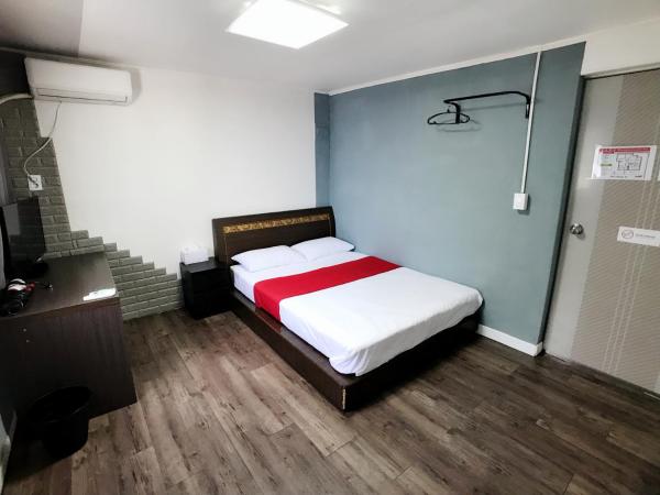 1012 House Namsan : photo 3 de la chambre chambre double