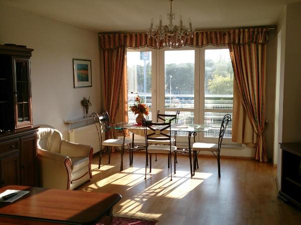 Babka Wieżowiec Noclegi : photo 8 de la chambre chambre double