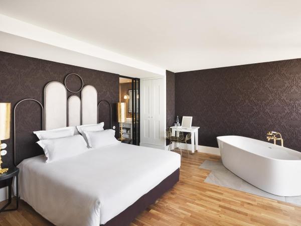 Grand Hôtel Perros-Guirec : photo 2 de la chambre  chambre double - vue panoramique sur mer