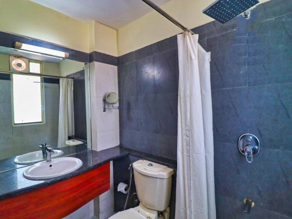 Crestmont Ashapurna Jaipur, Banipark : photo 10 de la chambre suite