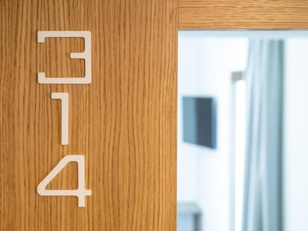 Hotel Lago Maggiore - Welcome! : photo 2 de la chambre chambre simple - vue sur montagne