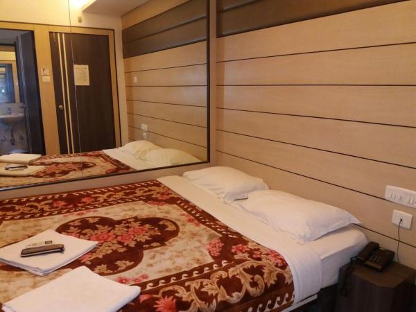 Hotel Esteem : photo 2 de la chambre chambre simple