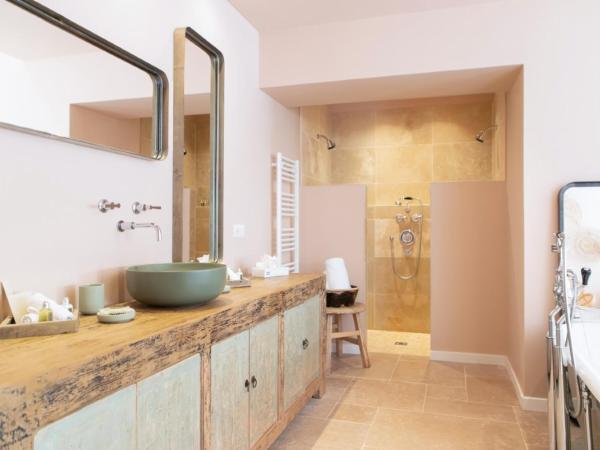 La Bastide d'Antoine : photo 3 de la chambre suite avec baignoire spa