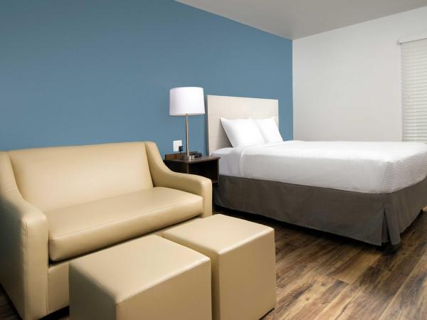 Extended Stay America Select Suites - Orlando - Airport : photo 6 de la chambre chambre lit queen-size standard avec canapé-lit - non-fumeurs