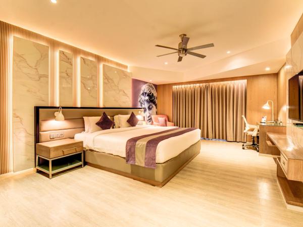 The Corinthians Resort & Club : photo 1 de la chambre grand suite with 15% discount on spa, food & soft beverage & 25% discount on salon and 20% on laundry (only washing & ironing) per stay 