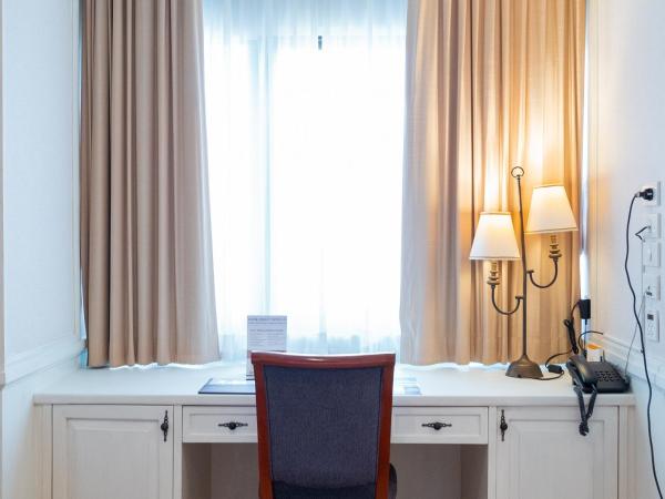 Centre Point Sukhumvit 10 : photo 7 de la chambre hébergement familial 2 chambres deluxe