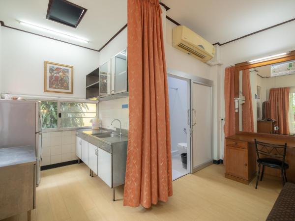 Bangkok Rama Hotel : photo 10 de la chambre bungalow - vue sur jardin