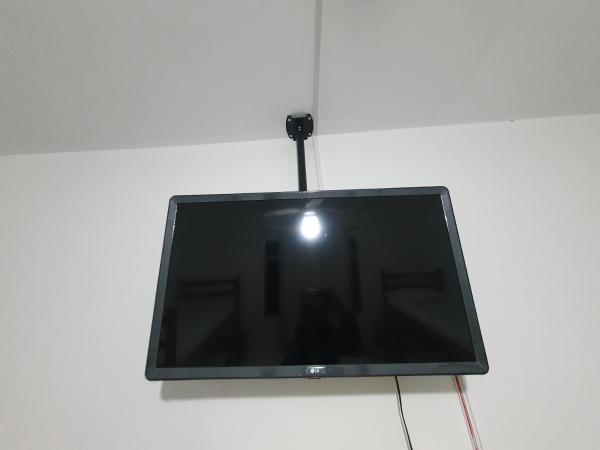 Hospedaria Dom Pedro - 500m do metrô : photo 7 de la chambre chambre quadruple avec salle de bains privative