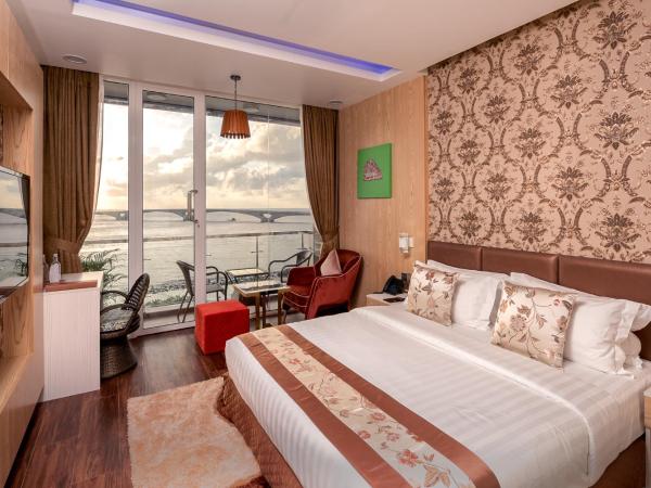 Summer Beach Maldives : photo 7 de la chambre deluxe double room with balcony and sea view (free return airport transfer and 10% off on food & beverage)