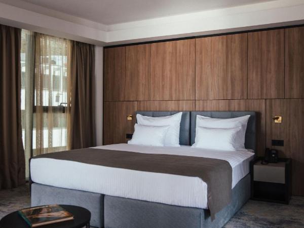 City Hotel Dubrovnik : photo 1 de la chambre chambre double ou lits jumeaux supérieure avec balcon