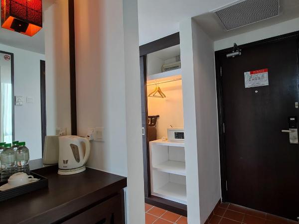 Swan Garden Hotel : photo 9 de la chambre suite jardin