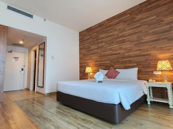 Swan Garden Hotel : photo 2 de la chambre chambre lit king-size premier