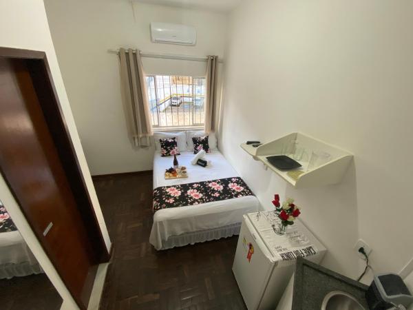 Barra Porto - Suítes & Kitnets : photo 3 de la chambre chambre double avec lit double