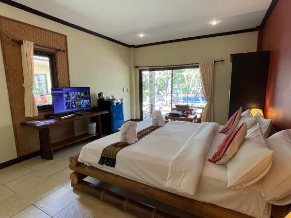 Garden Resort : photo 1 de la chambre chambre double - vue sur piscine