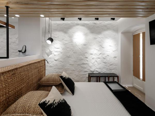 Alkyoni Beach Hotel : photo 2 de la chambre chambre supérieure lit queen-size