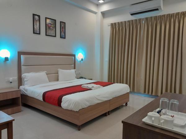 Hotel The Luxem - Behind Ibis Hotel Gurugram : photo 3 de la chambre chambre double deluxe