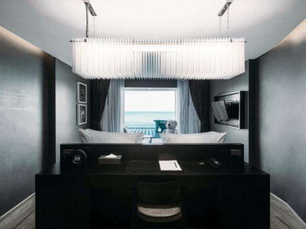 Foto Hotel Phuket Beachfront : photo 3 de la chambre hébergement ocean hall avec baignoire