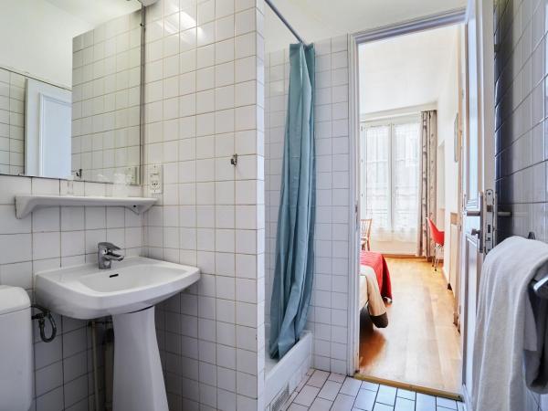 Htel Tiquetonne : photo 3 de la chambre chambre simple avec salle de bains privative