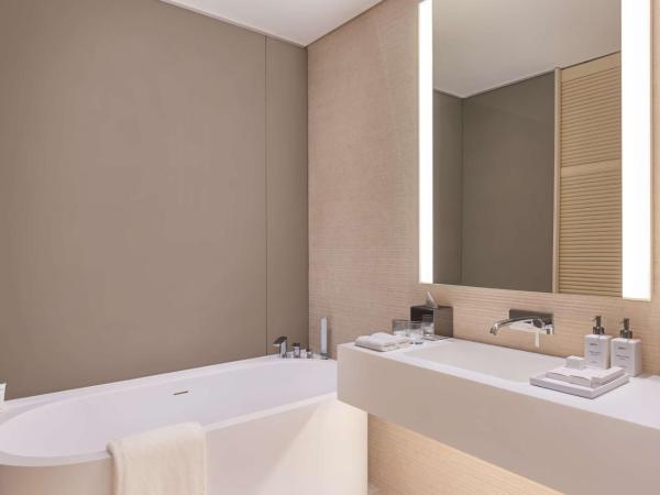 Radisson Beach Resort Palm Jumeirah : photo 5 de la chambre suite 1 chambre - vue sur mer