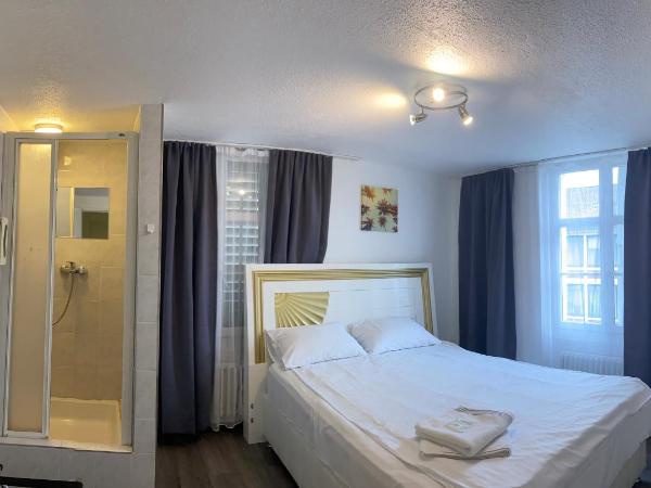 Kränzlin Hotel : photo 2 de la chambre chambre double avec douche et toilettes communes
