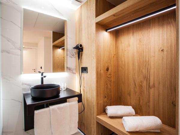 Hotel Plaza Obradoiro by Bossh! Hotels : photo 10 de la chambre chambre familiale standard