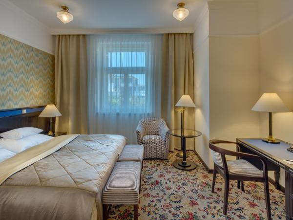 Hotel Savoy Prague : photo 9 de la chambre chambre deluxe