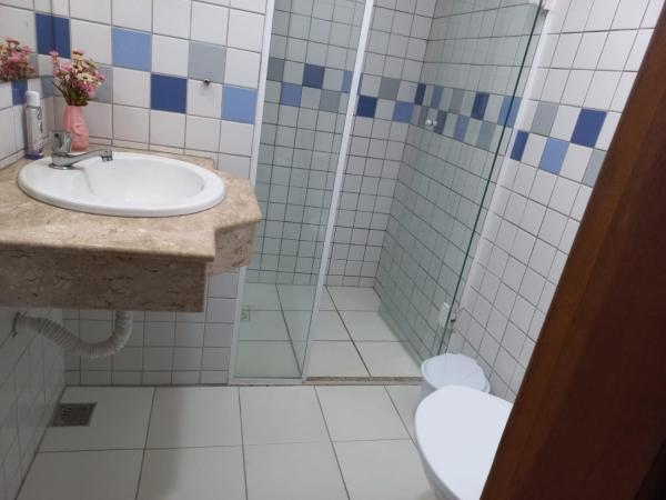 Portela´s Guest House : photo 1 de la chambre studio familial