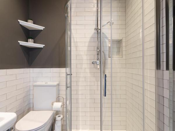 Number 31 Boutique Townhouse : photo 6 de la chambre chambre double deluxe avec lit d'appoint