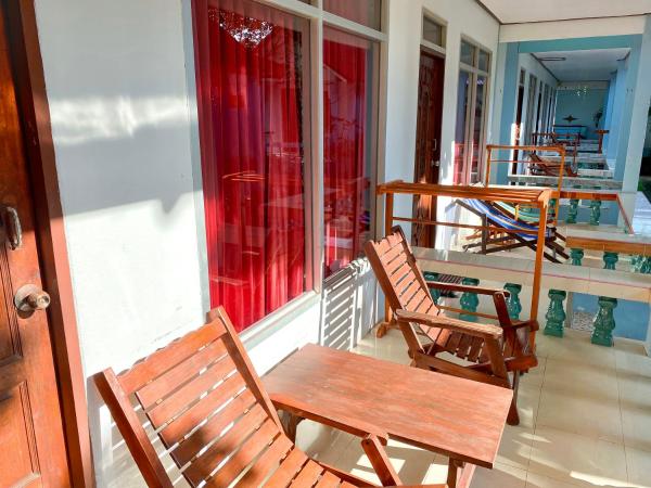 Lanta Paradise Beach Resort : photo 9 de la chambre chambre familiale