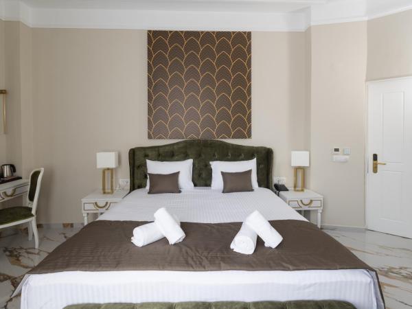 Modern Revival Luxury Hotel : photo 9 de la chambre suite deluxe avec baignoire spa