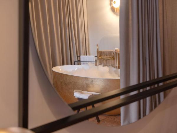 MiHotel Tour Rose : photo 9 de la chambre cobalt - suite exécutive