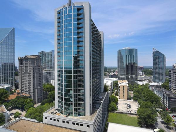 InterContinental Buckhead Atlanta, an IHG Hotel : photo 8 de la chambre premium queen room with two queen beds and city view - high floor