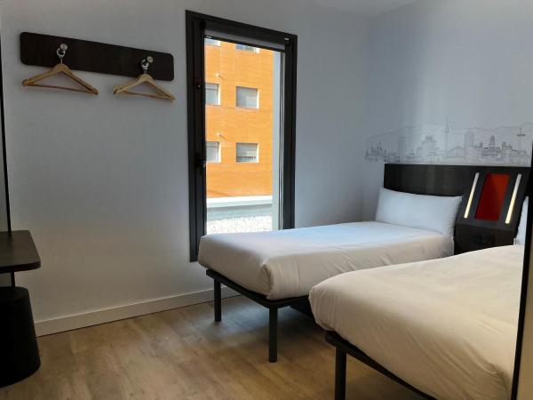 easyHotel Madrid Centro Atocha : photo 6 de la chambre chambre lits jumeaux standard