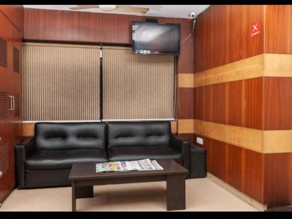 HOTEL MALABAR PLAZA : photo 4 de la chambre suite familiale