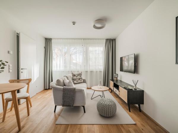 Arbio I Liv's Place Lux Apartments : photo 2 de la chambre appartement avec balcon